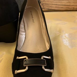 8med black heel